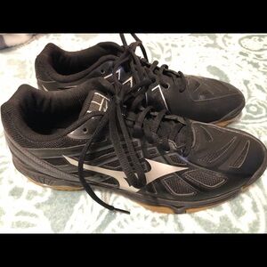 Mizuno Volleyball shoes